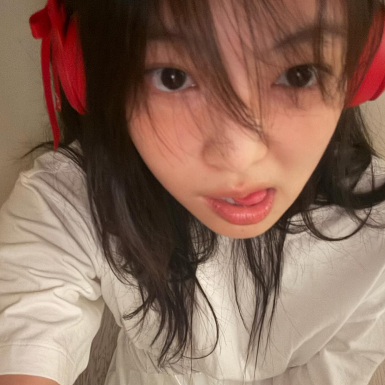 블랙핑크 제니의 셀카 사진